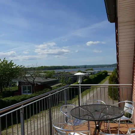 아파트 Haus Am Deich Feriendomizil Mit Balkon