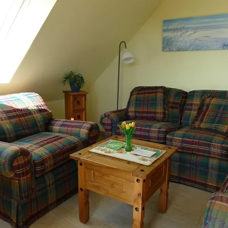 Haus Am Deich Feriendomizil Mit Balkon 아파트