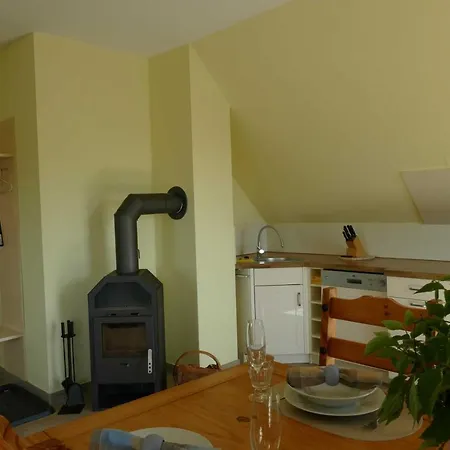 Haus Am Deich Feriendomizil Mit Balkon 아파트 바베