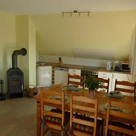 아파트 Haus Am Deich Feriendomizil Mit Balkon