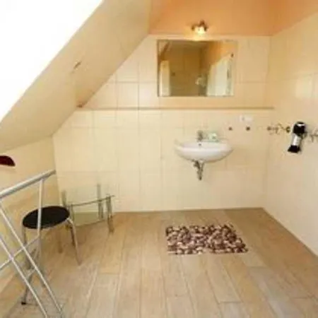 Haus Am Deich Feriendomizil Mit Balkon 바베