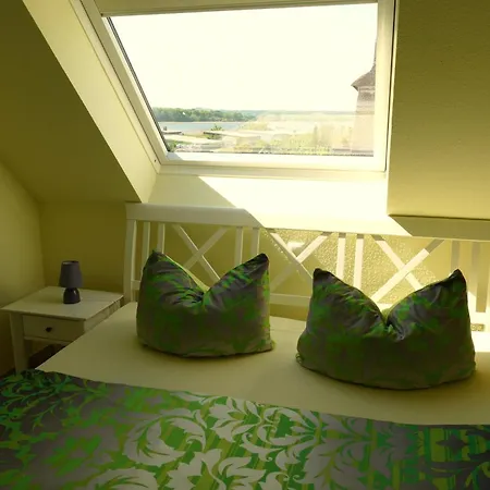Apartment Haus Am Deich Feriendomizil Mit Balkon *