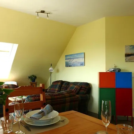 Haus Am Deich Feriendomizil Mit Balkon Apartment *